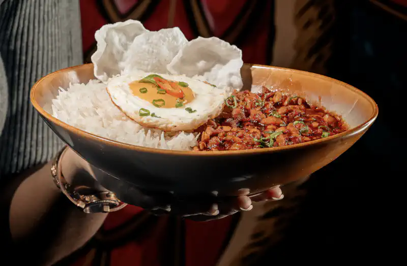 Sanchez and Sriracha Launch New Lunch Bowl Menu