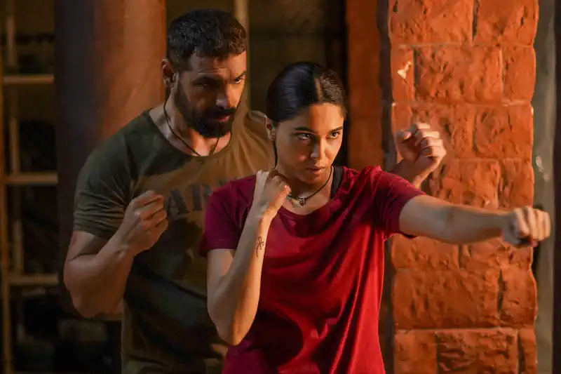 Sharvari Wagh's Heartfelt Reflections as Vedaa Trailer Trends