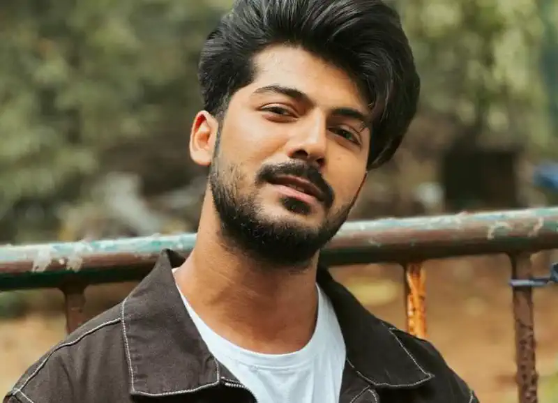 Sheezan Khan: Makeup is one’s choice, be it a man or woman