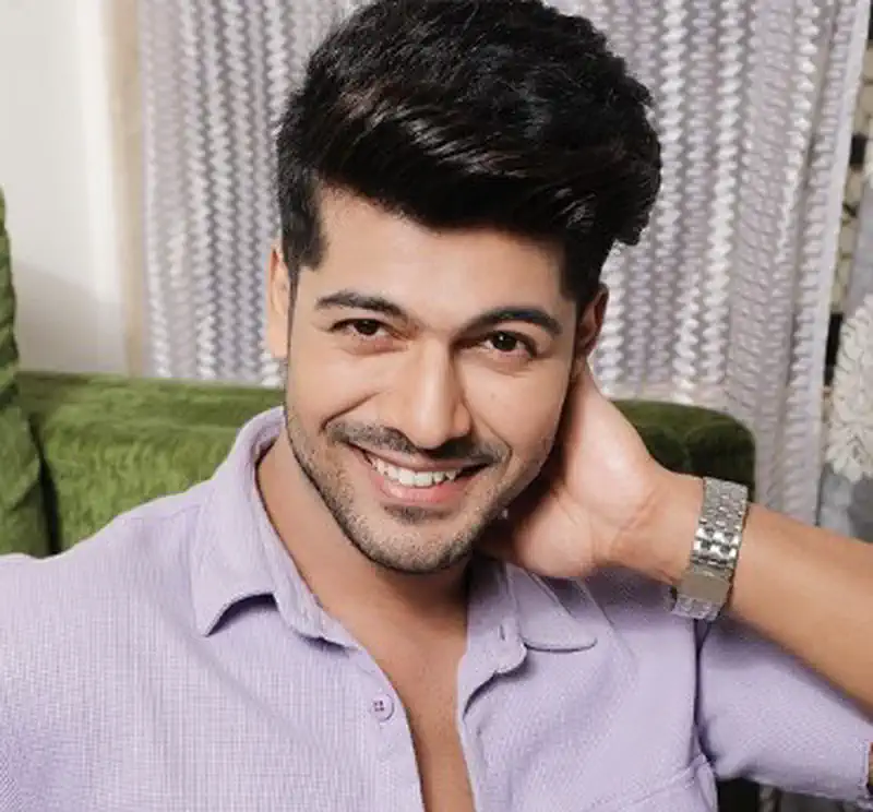 Sheezan Khan on completing 11 years in the industry: Bahut kuch sikha hai…