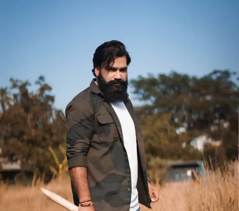  Shiv Aryan Plays A Cop in Ghuspaithiya