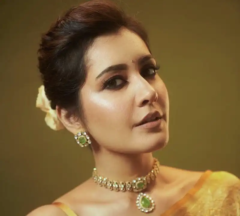 The Sabarmati Report: Netizens Laud Raashi Khanna's Script Choice
