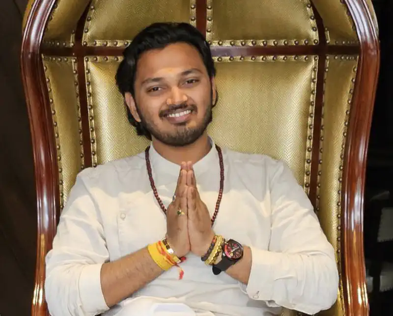 Unlocking Mumbai's Spiritual Energy: Insights from Healer Ayush Gupta