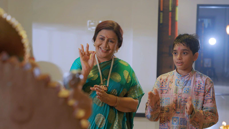  Vandana Gupte's Special Song for Bappa