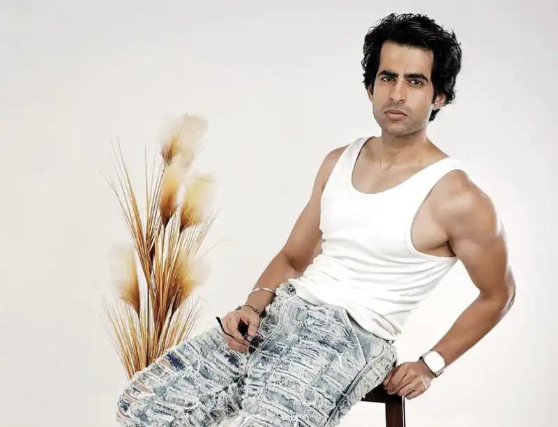 Viraj Babbar: Sports taught me the importance to stay fit and in shape