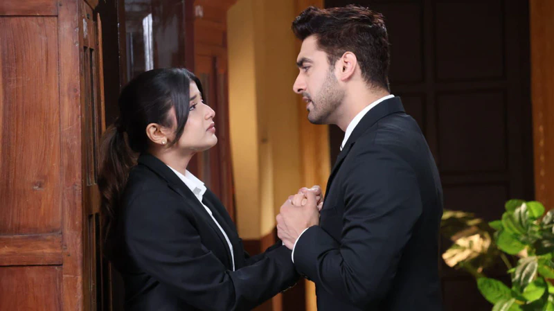 Yeh Rishta Kya Kehlata Hai: Abhira Lands Her First Case, Unaware of Arman's Influence
